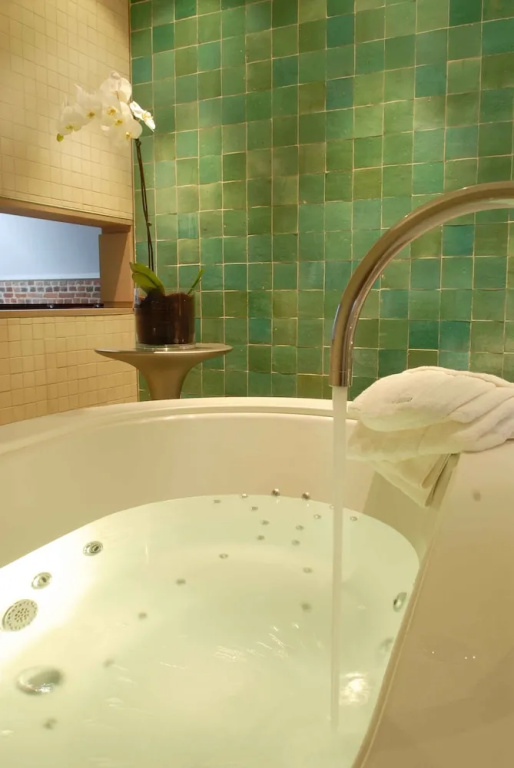 Premium Double Apartment full double bed
