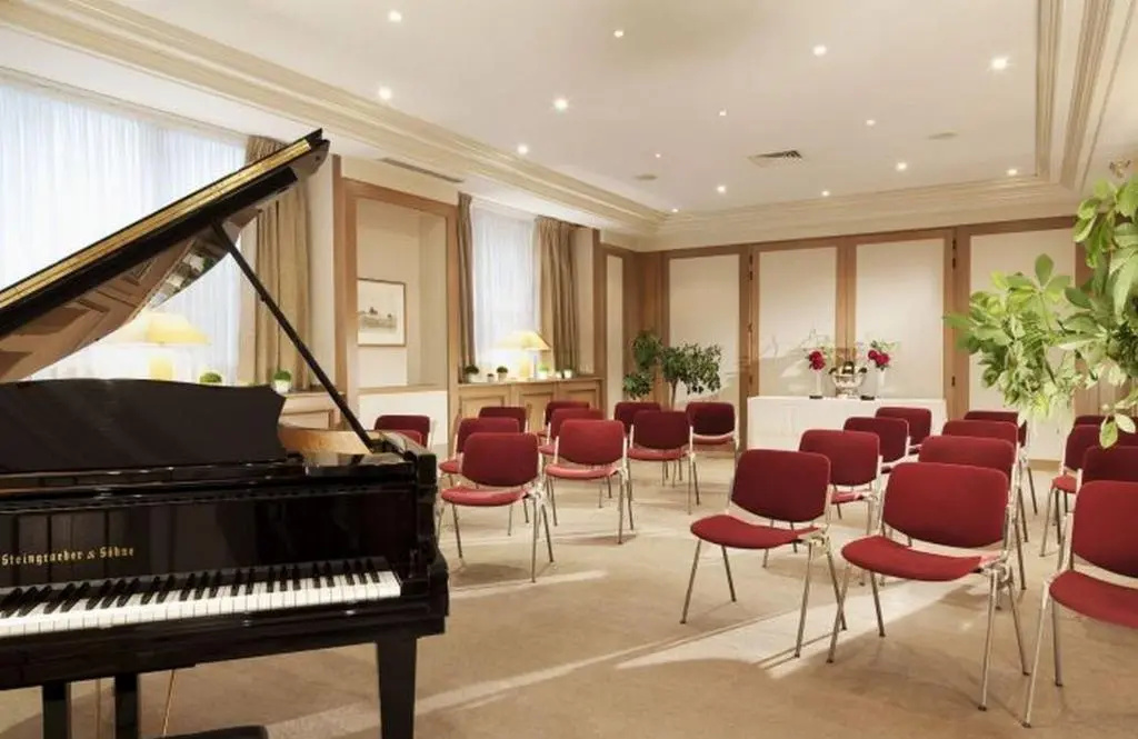 Business Centre