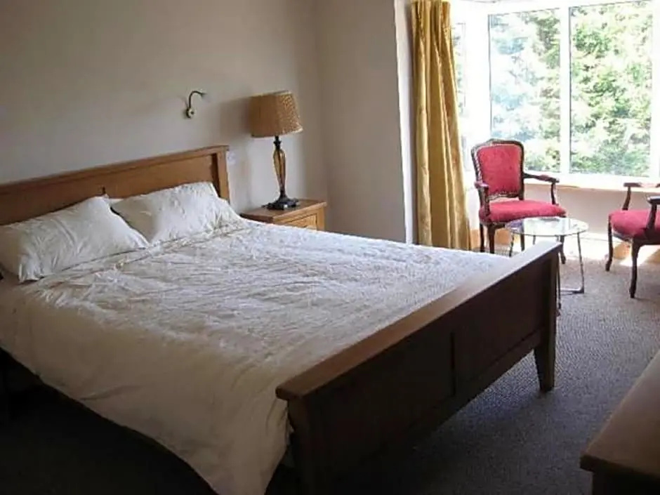 Riverside Glanworth