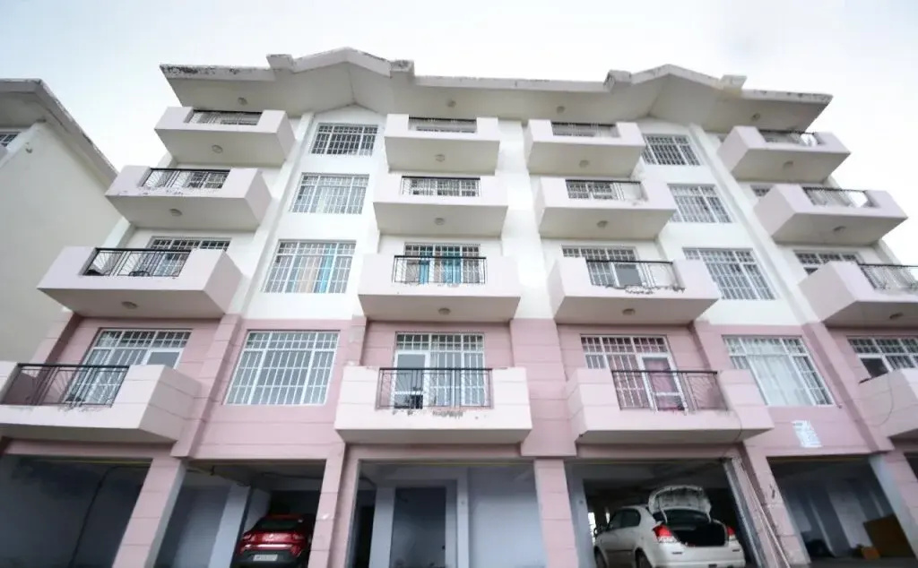 OYO Home 29340 Enticing 2BHK Apartment Kamyana