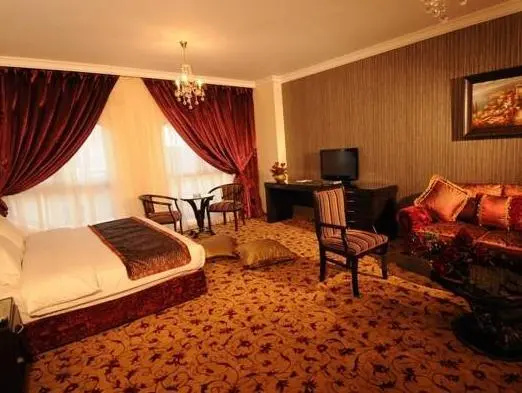 Executive Suite