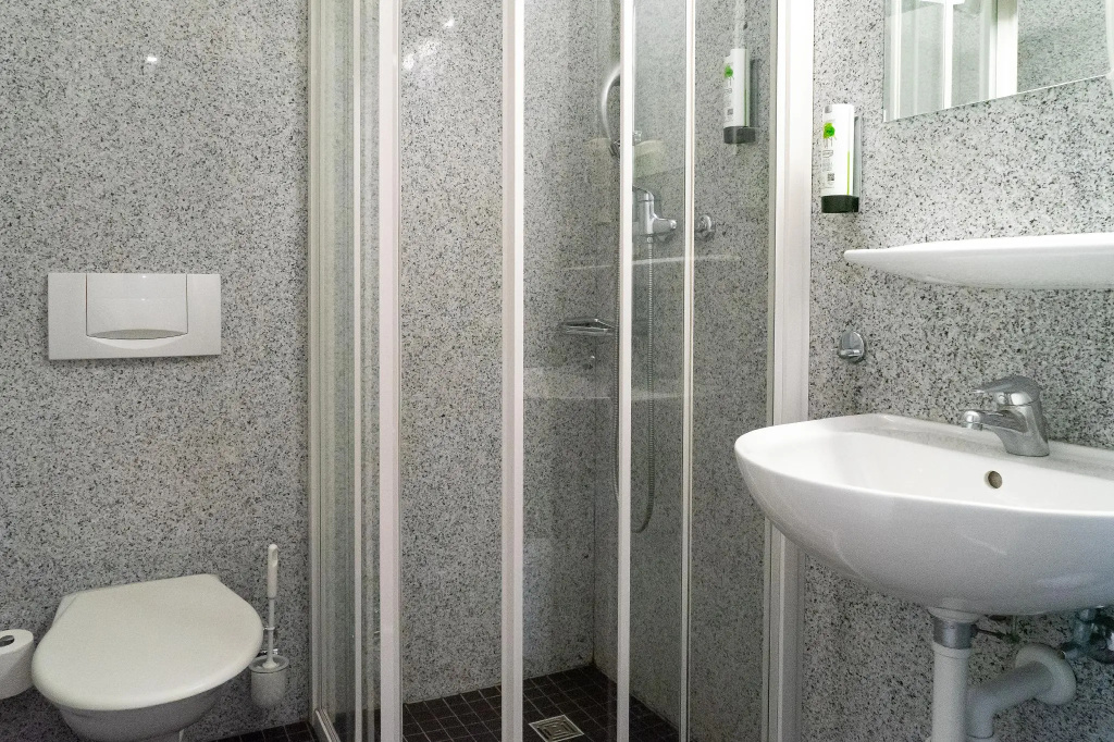 Tailormade Hotel STANS SÜD - Chambres
