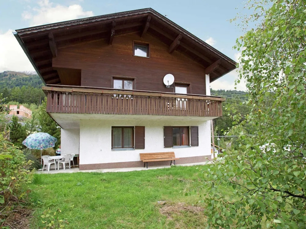 Modern Chalet In Piller Near Ski Area