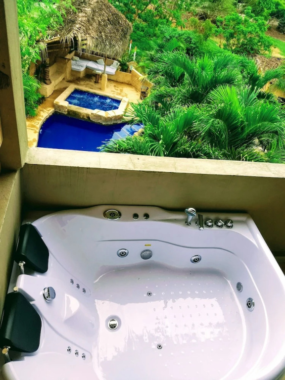 ME Hotel in Montañita Estates - Chambres
