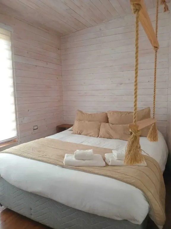 Standard Double room with city view (full double bed)