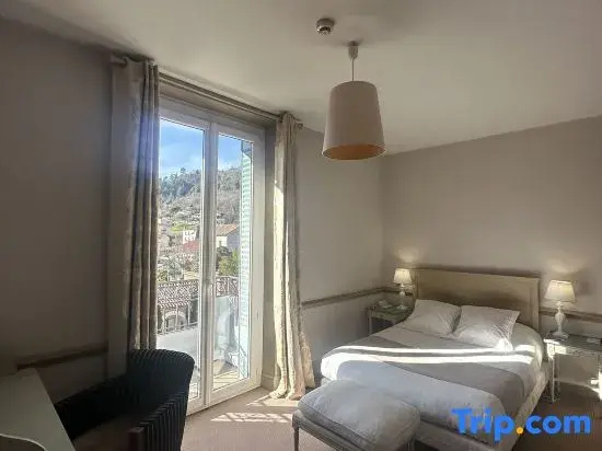Hôtel Helvie - Chambres