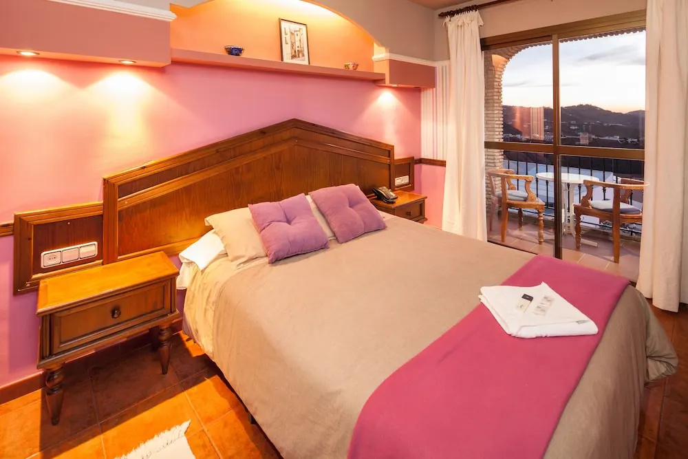 Hotel y Bungalows Balcón de Competa - Chambres