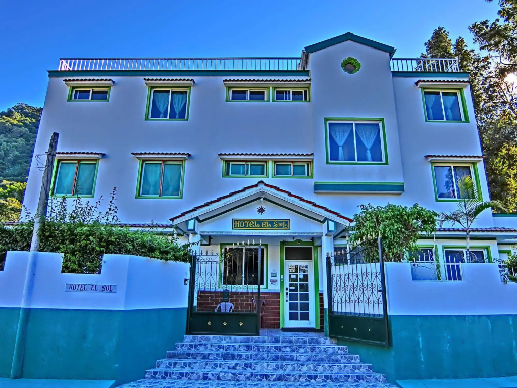 Hotel El Sol