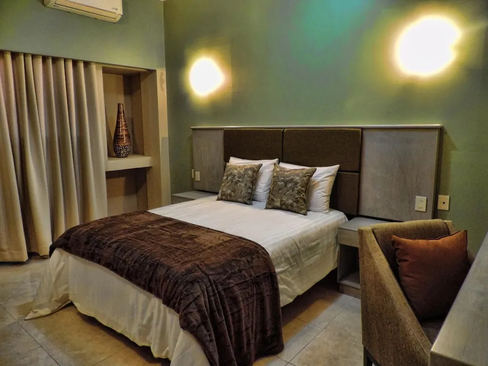 Hotel Artesanos