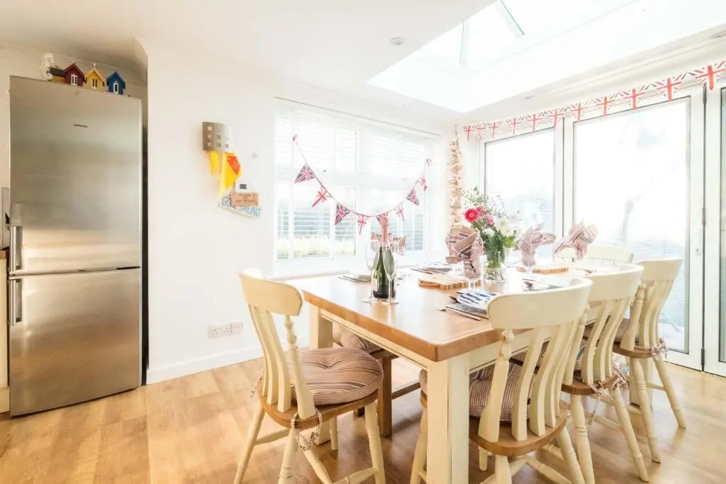 69 Saxmundham Road