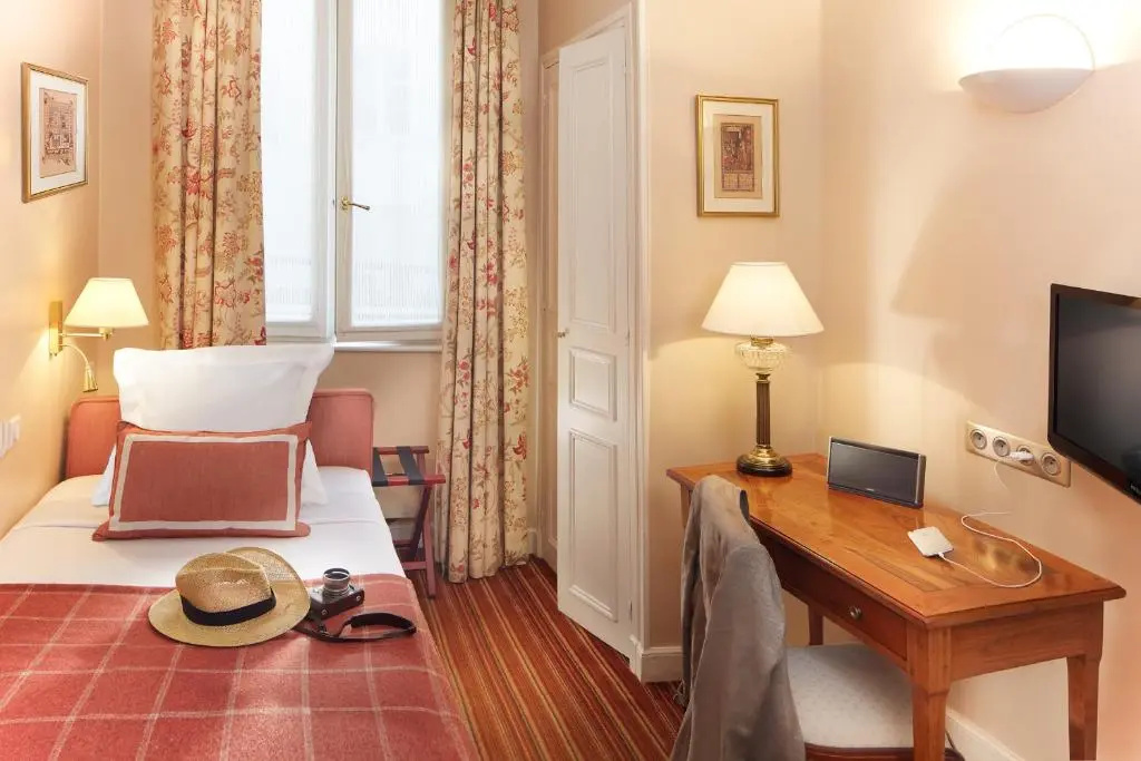 Relais Du Louvre - Chambres