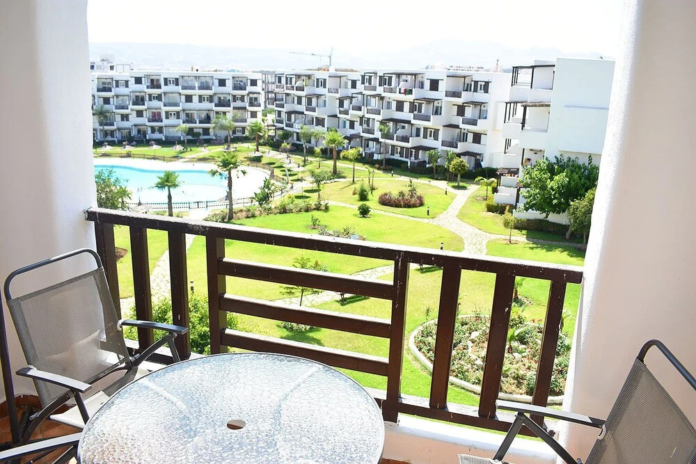 Balcony & Terrace