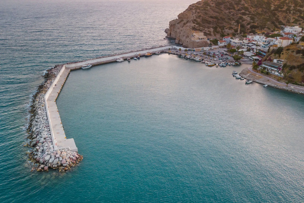 Beach & Waterfront