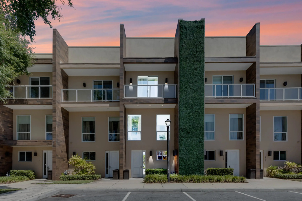 3 Bedroom/ 3.5 Bathroom Magic Village (7669 RD), Kissimmee, US