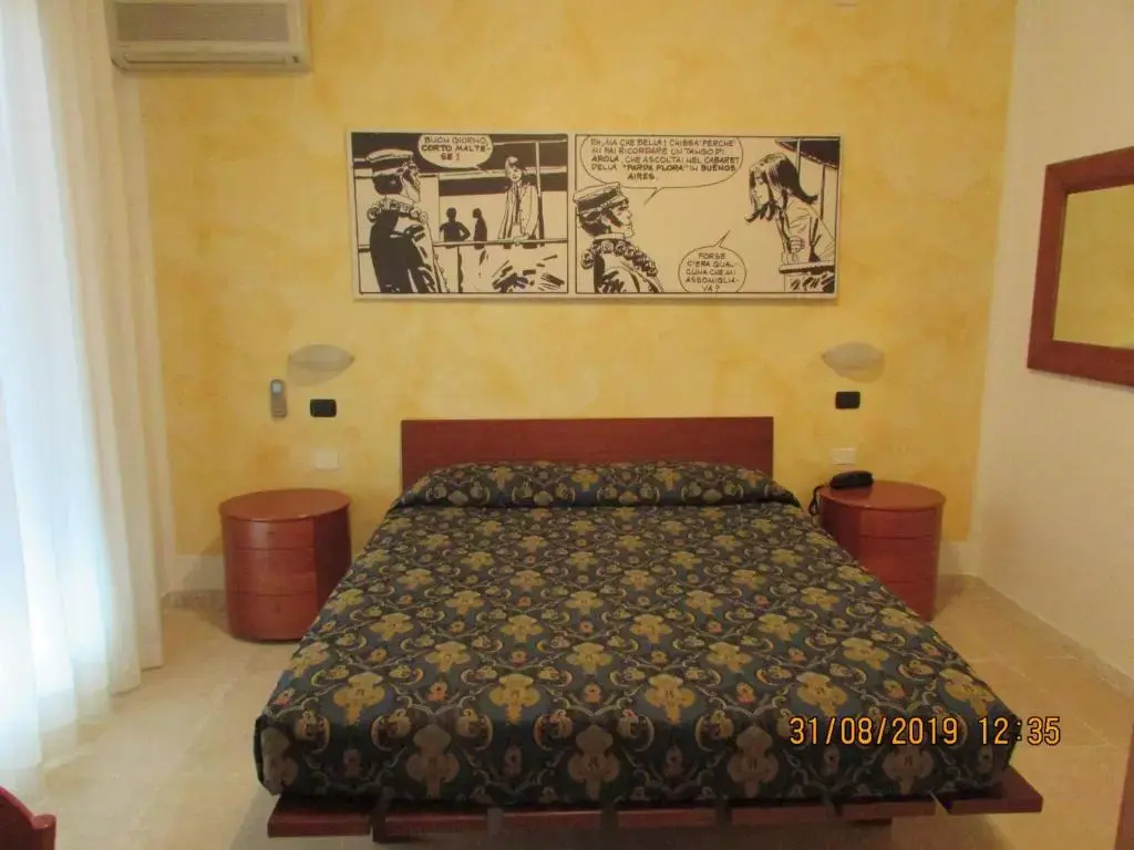 Standard Double room (full double bed)