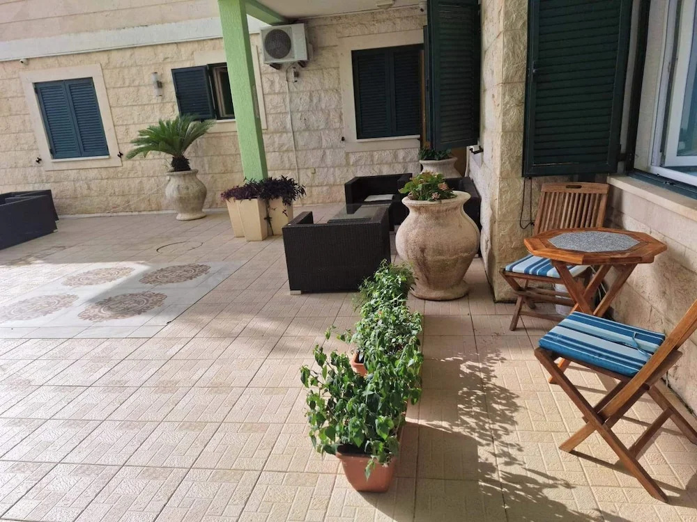 Beach Apartments Montesan
