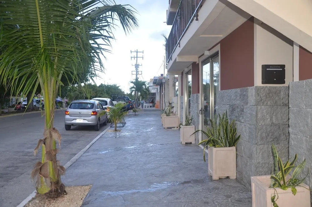 Hotel photo 12