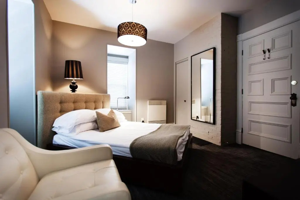 Le Pleasant Hôtel & Café - Chambres