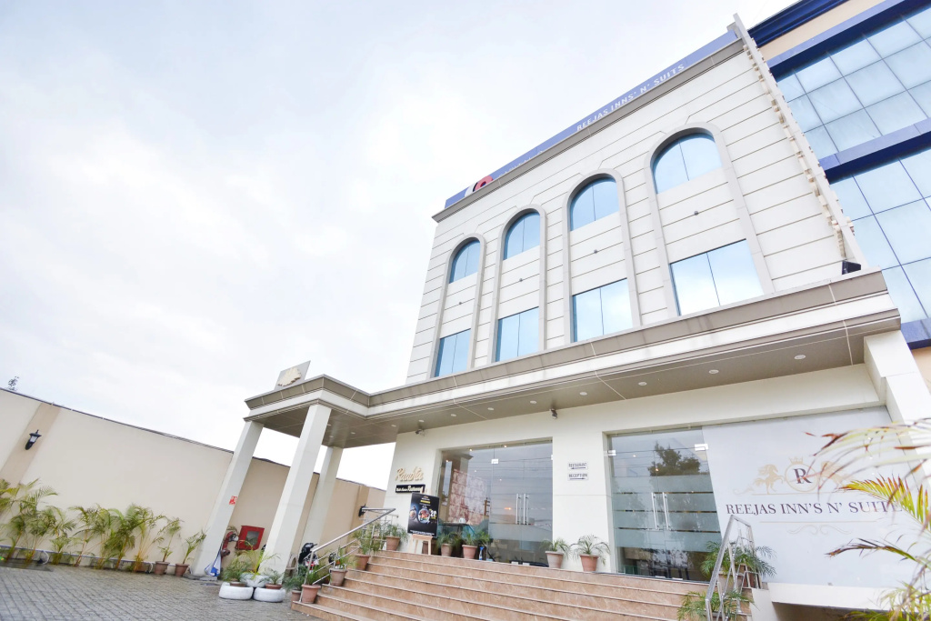 Hotel O New Aarkay Inn & Suites
