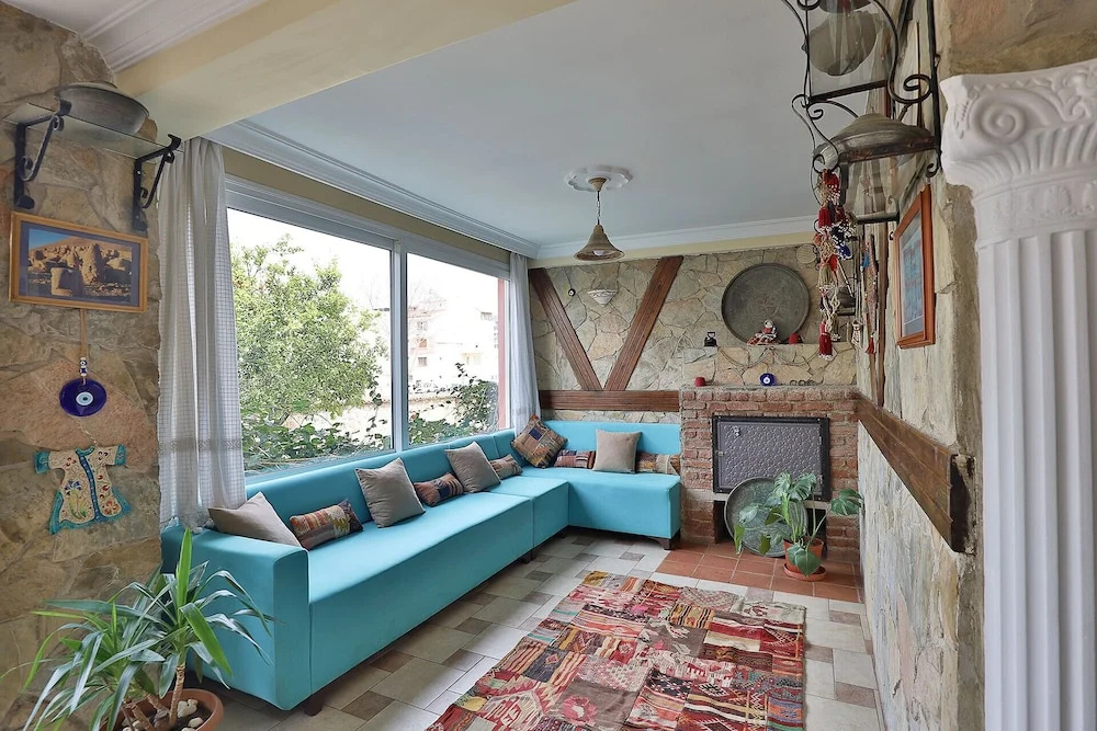 Balcony & Terrace