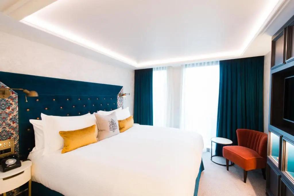 Superior Double room (full double bed)