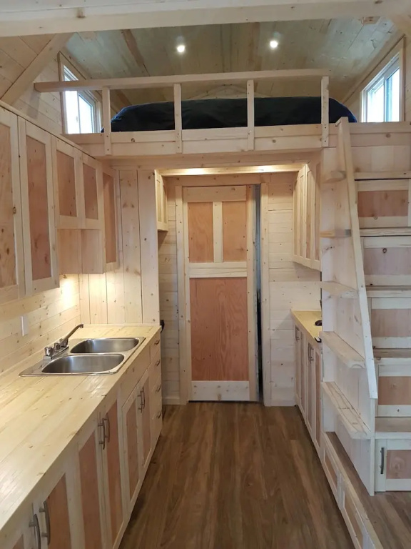 Secluded Tiny Home Fairmont - фото 6