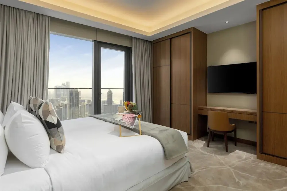 Отель Maison Privee - Luxury Apt w/ Spectacular Burj Khalifa Views в Дубае