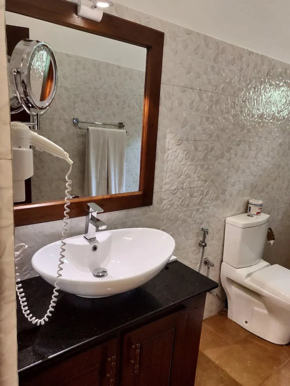 3 Bedrooms Apartment
