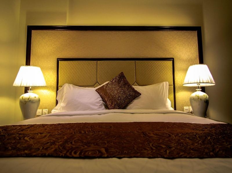 Rest Night Hotel Suites Al Hamra — фото