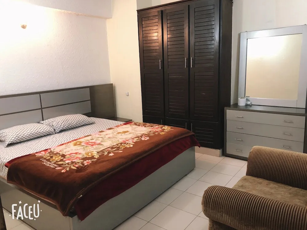 Comfort room
