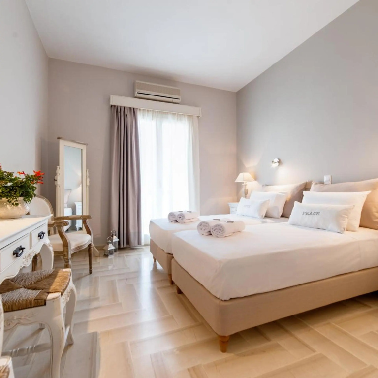 Anna Platanou Hotel