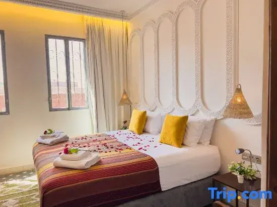 Superior Double room (full double bed)