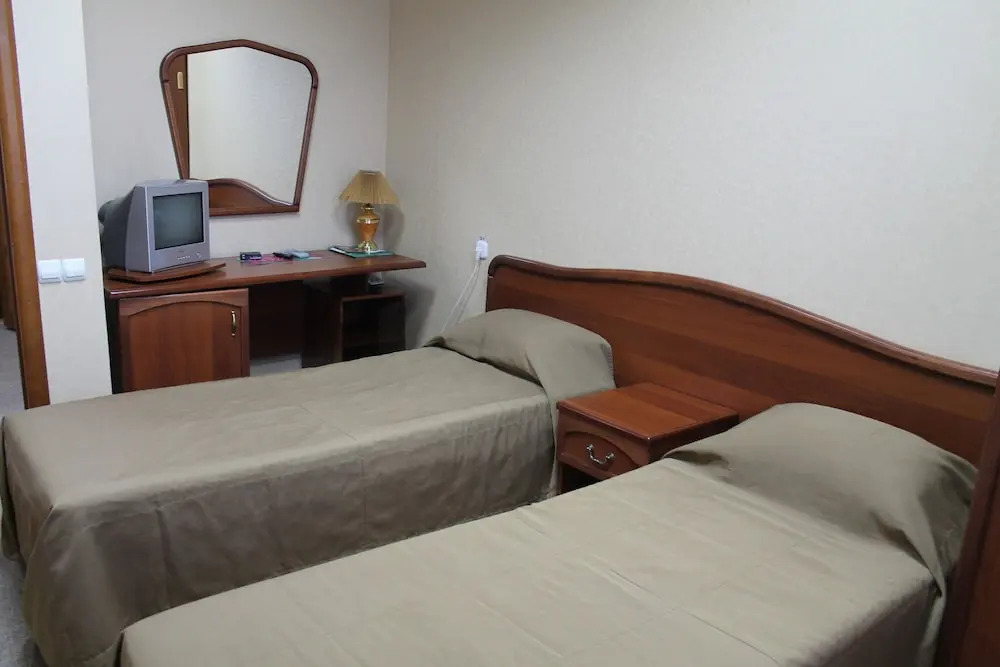 Двухместный номер Classic 2 отдельные кровати в Агрос