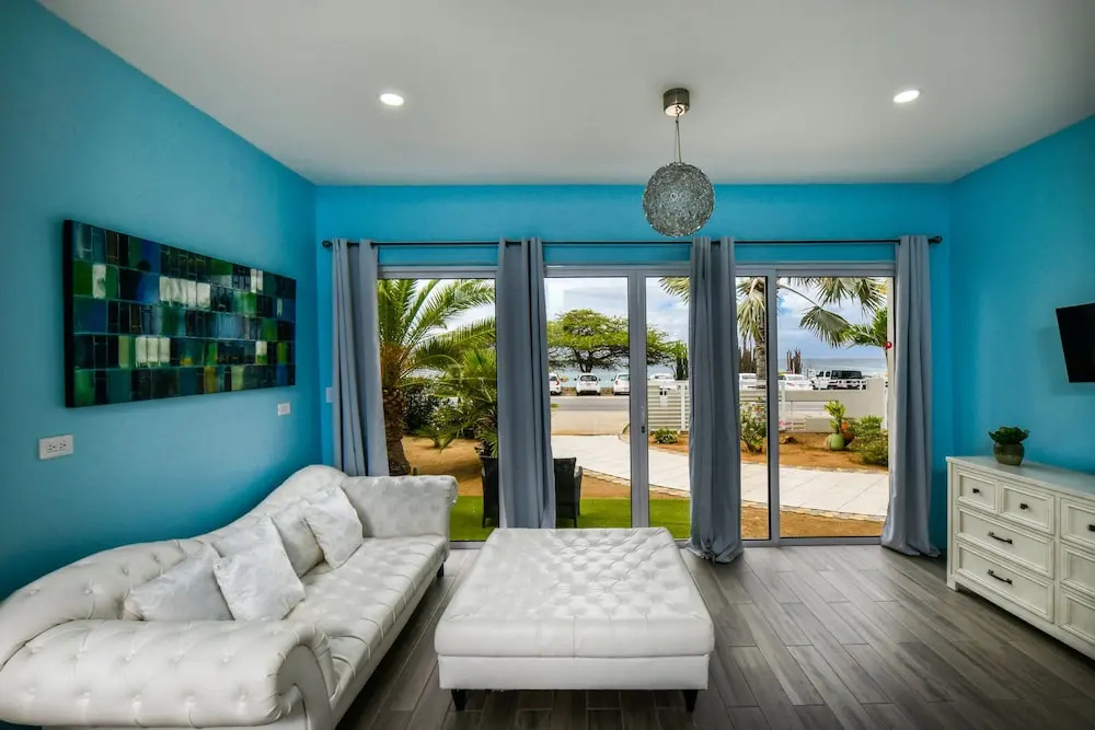 Direct Ocean Front Villa With Private Pool + View! Boca Catalina Malmok!