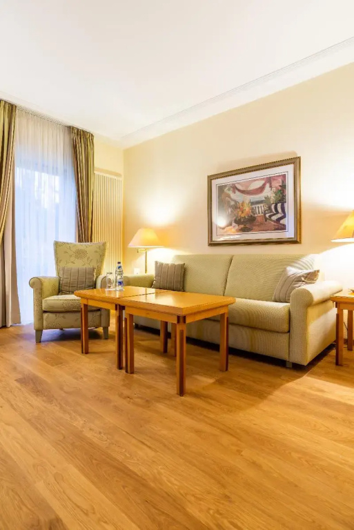 Standard Double room with balcony (twin beds)