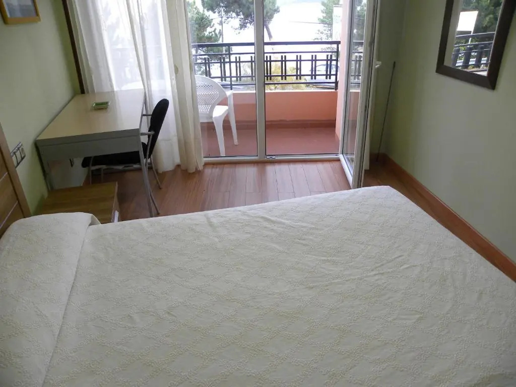 Standard Double room with sea view (full double bed)