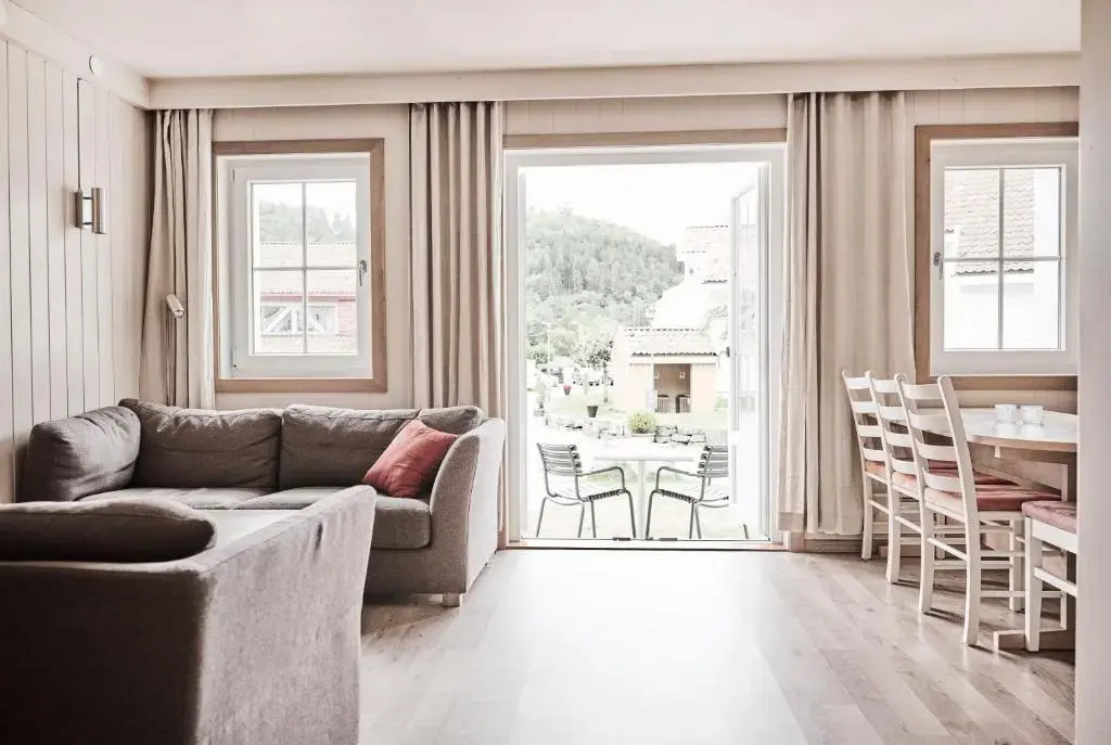 3 Bedrooms Cottage with view