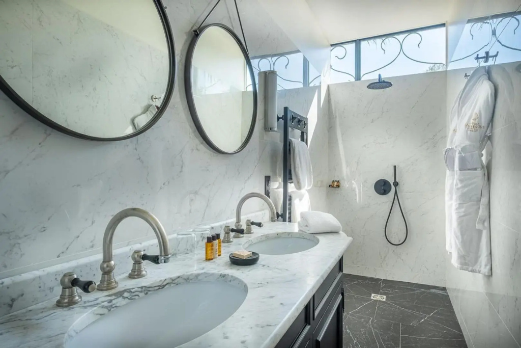 Hotel photo 42