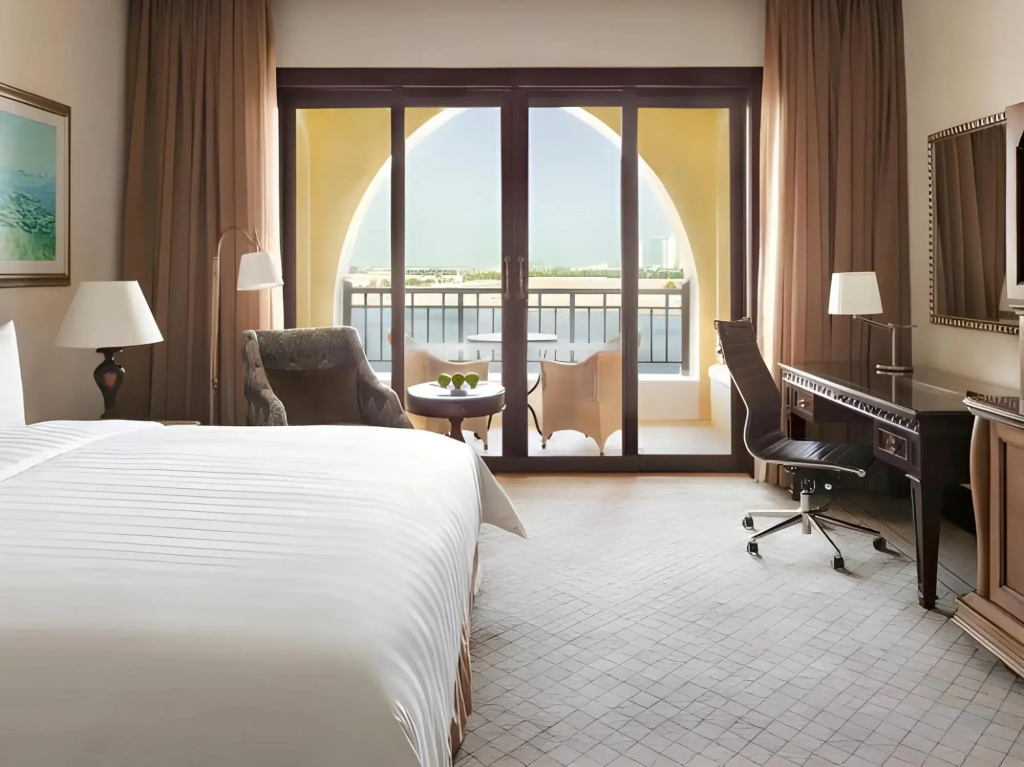 Shangri-La Hotel Apartments Qaryat Al Beri - фото 36