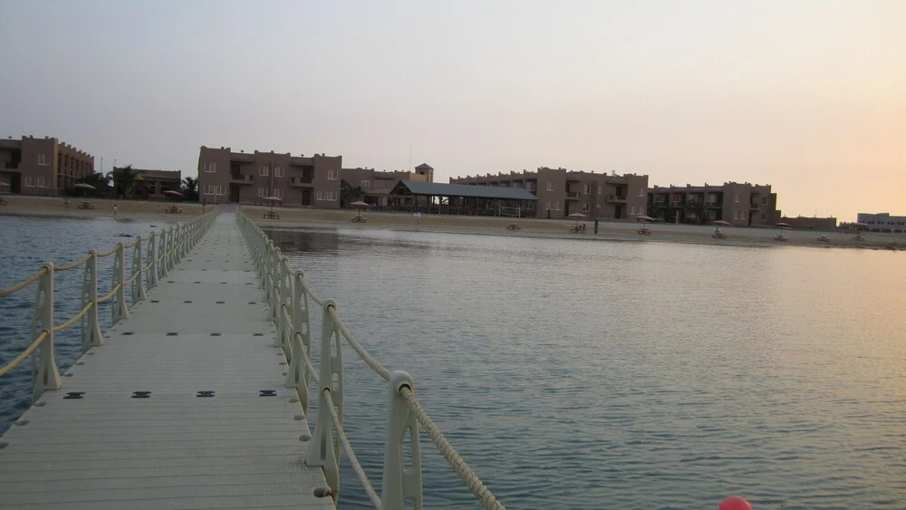 Beach & Waterfront