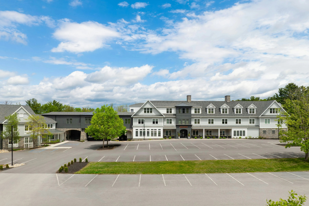 Longfellows Inn and Restaurant