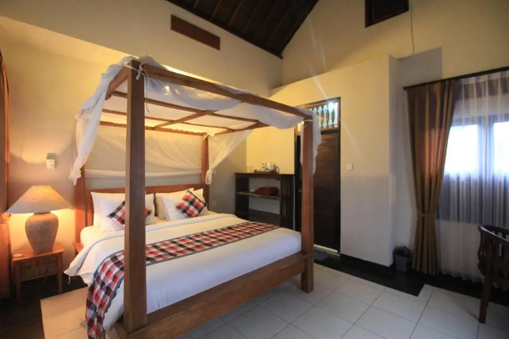 Economy room