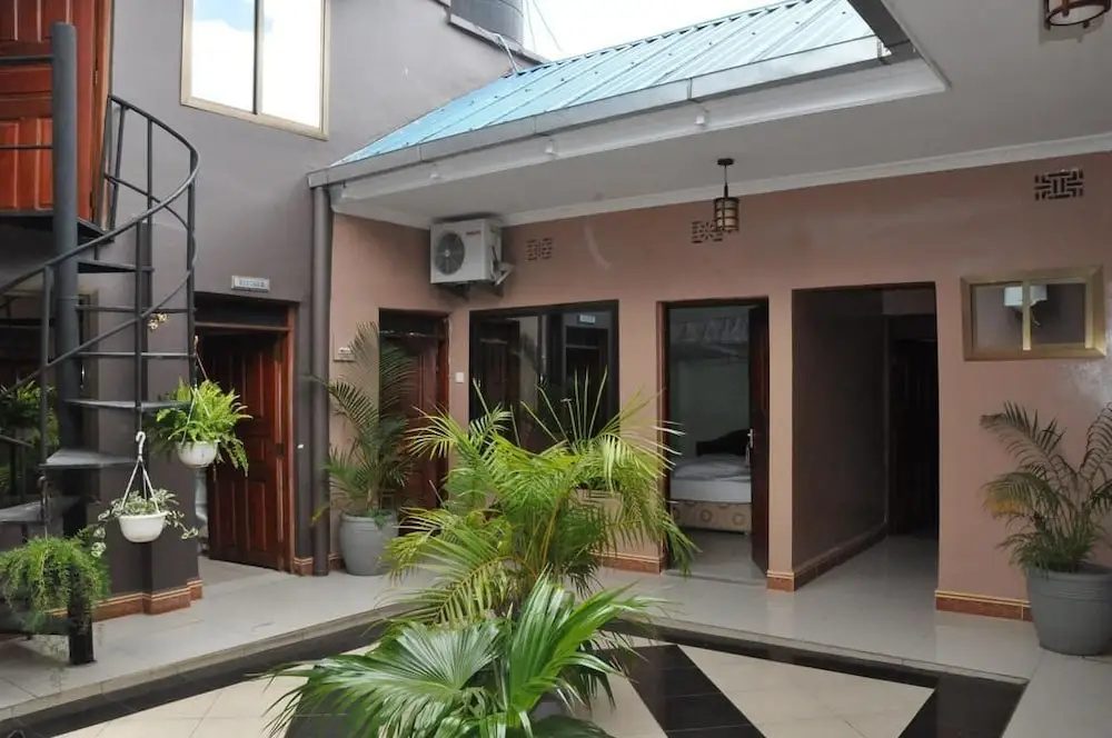 Hotel photo 1