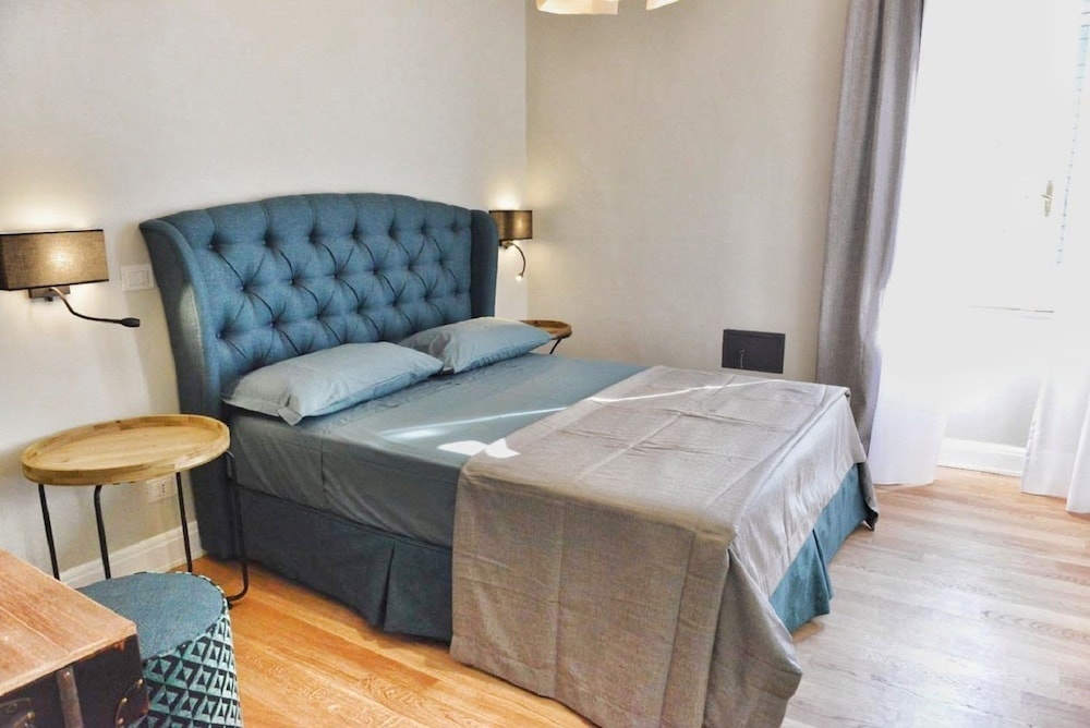 Domus D'Angelo B&B — 5