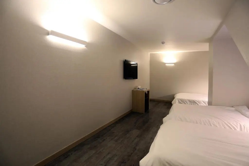 Hotel 8 Hours - Chambres