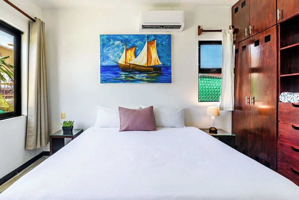 2 Bedrooms Apartment with pool view