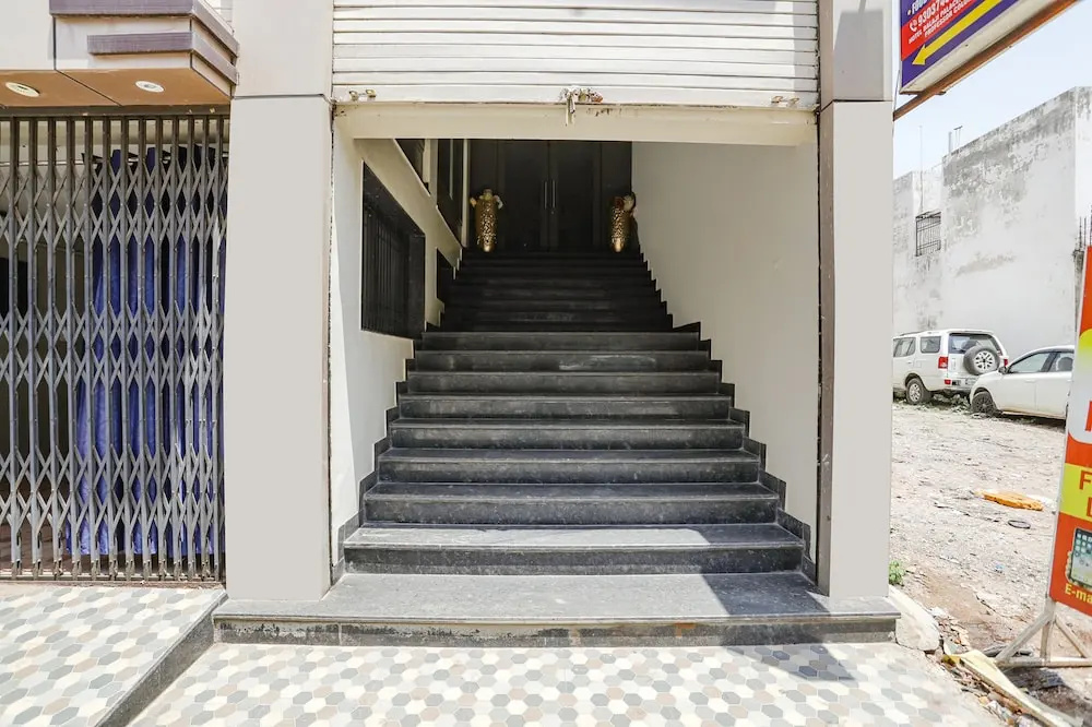 Fabexpress Balaji Palace