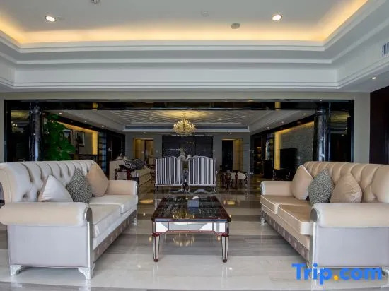 Номер Standard с 3 комнатами в Country Garden Silver Beach Hotel