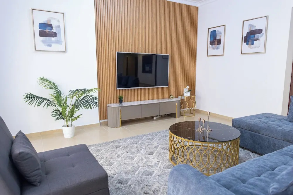 Отель HAPPY SEASON I Shams apartment в Дубае