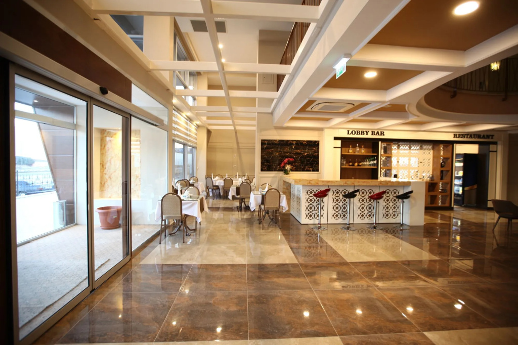 Hotel photo 12